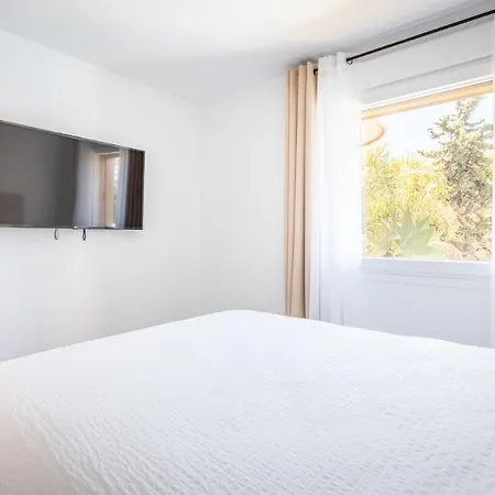 Puerto Banus Apartment *